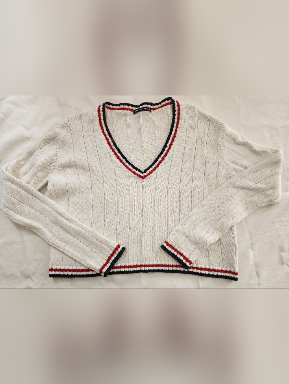 Brandy Melville White V-Neck Ribbed Sweater with Red & Navy Trim